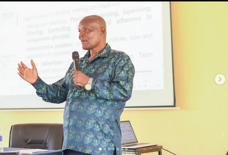 WALIMU WAKUU, SHULE ZA MSINGI WAPIGWA MSASA